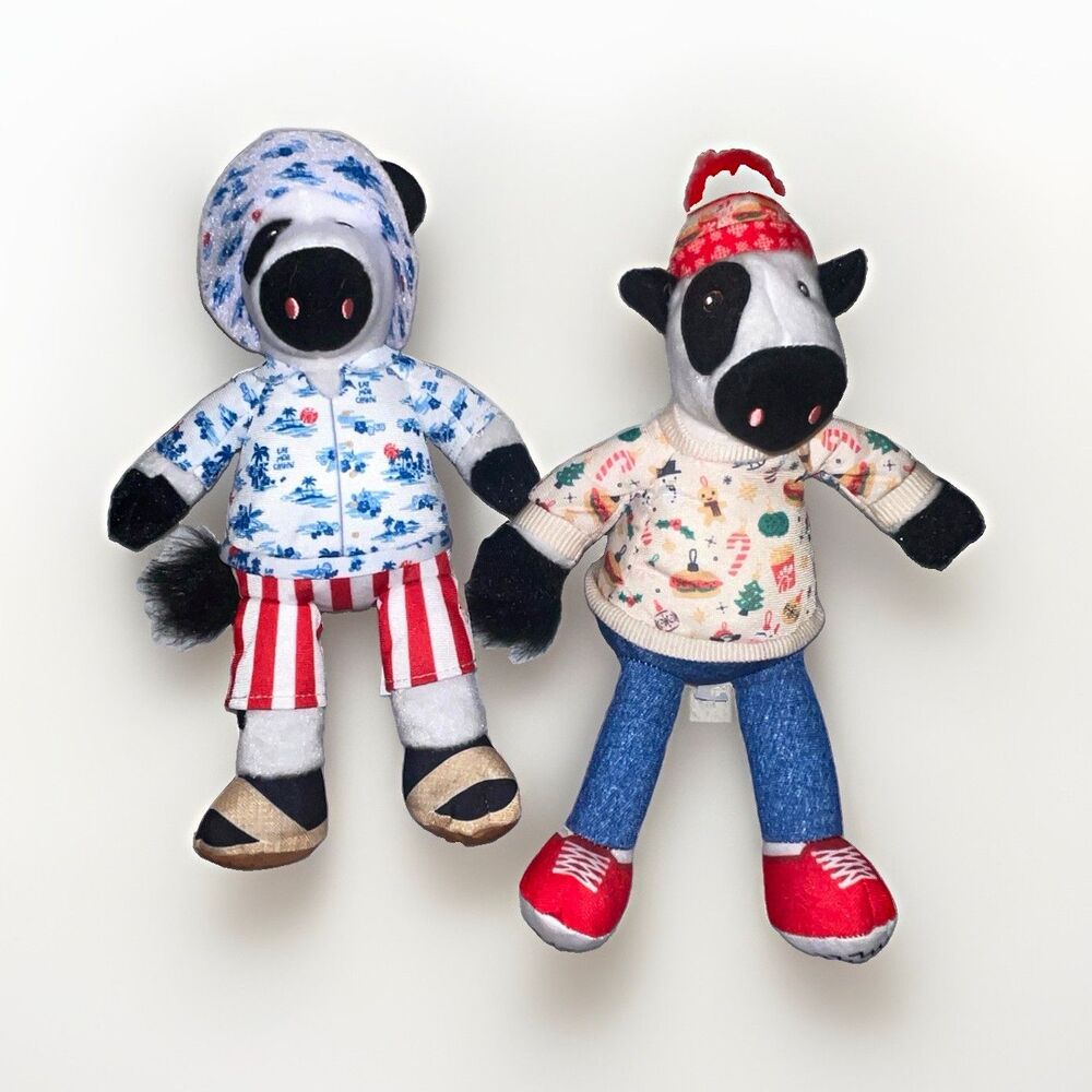 Chick-fil-A Eat Mor Chikin Cow Plush Lot of 2, 2004 Multicolor Original